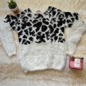 we sell beautiful new clothes